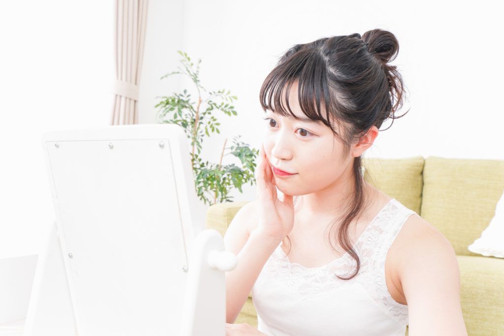 おでこのしわにボトックス失敗対策と注意点！メリットデメリットを解説